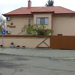 Pogacsas 托卡伊