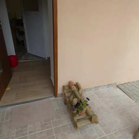 Pogacsas Lejlighed *