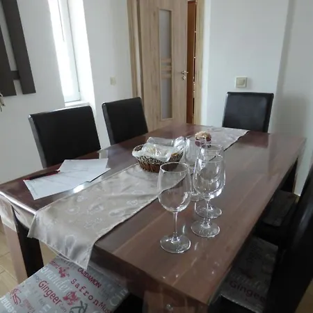 Daire Pogacsas Tokaj