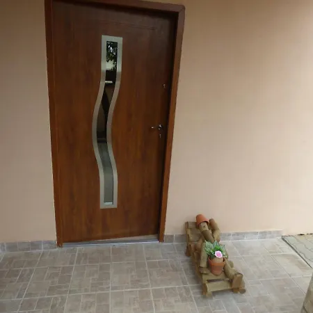 Pogacsas توكاي