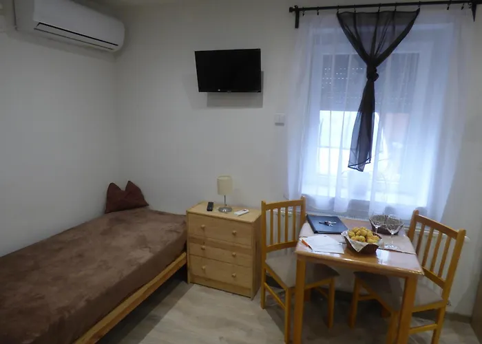 Pogacsas Apartment
